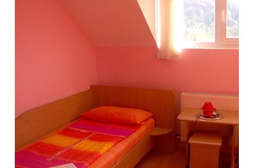 Romania Privát Poiana Mărului, Esterno